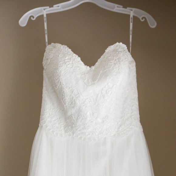 Stella York Wedding Dress - Picture 1 of 6